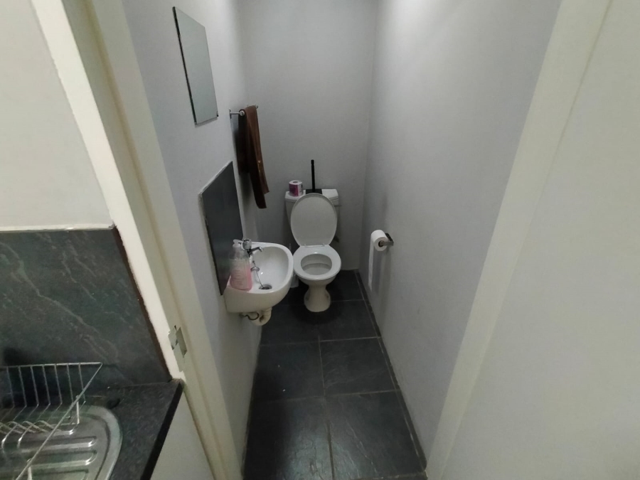 To Let commercial Property for Rent in Brackenfell Central Western Cape